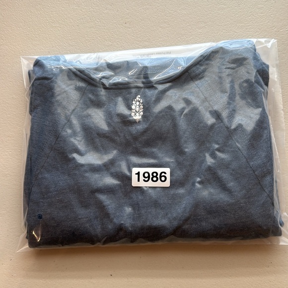 FREE PEOPLE MOVEMENT CITY VIBEZ TUNIC TEE S OVERSIZED - Picture 14 of 14